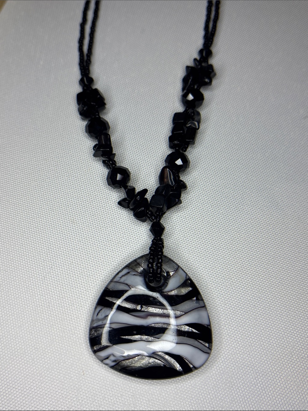 Black Silver Glass pendant stone chip and seed bead necklace